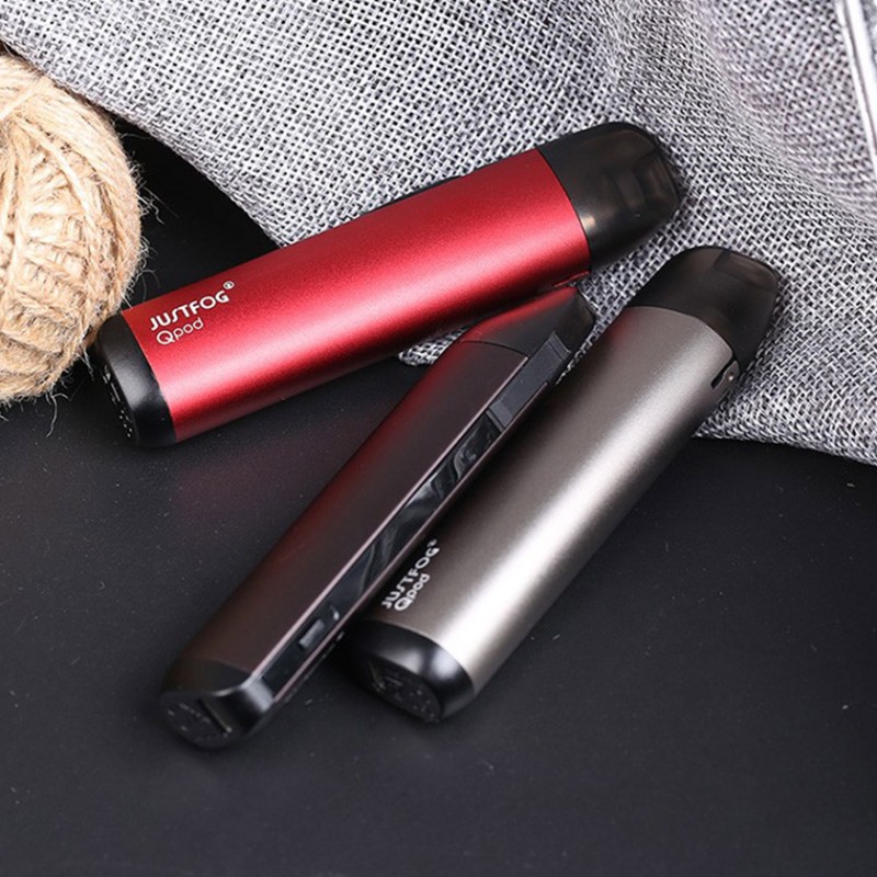 Kompakt tasarımlı JustFog Q Pod Kit 900mAh, uzun pil ömrü ve kolay kullanımıyla ideal. Hızlı şarj özelliğiyle her an yanınızda taşıyın.